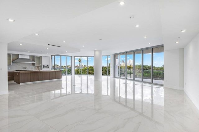 1500 S Beach Road 301, Tequesta, FL 33469