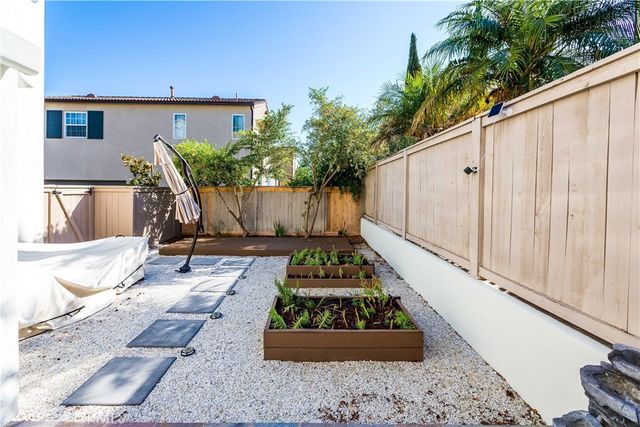 107 Waterman, Irvine, CA 92602