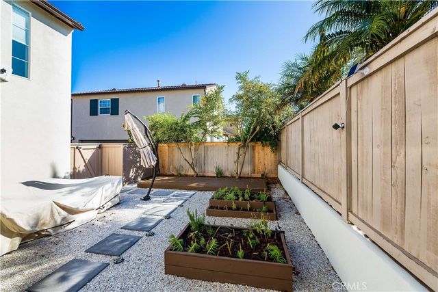107 Waterman, Irvine, CA 92602
