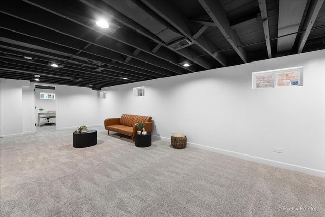 6322 N Monticello Avenue, Chicago, IL 60659