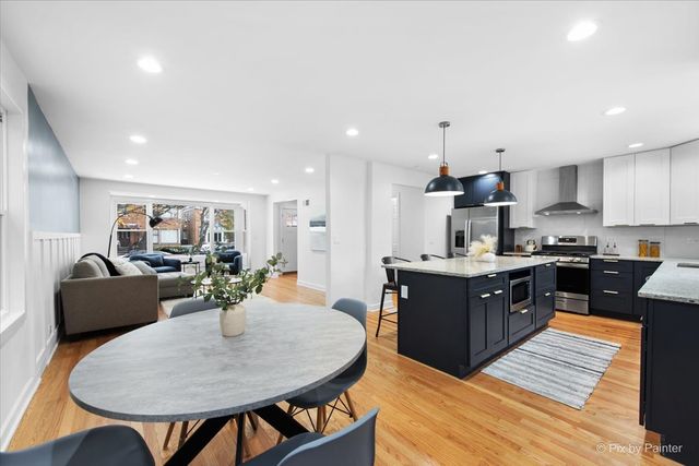 6322 N Monticello Avenue, Chicago, IL 60659