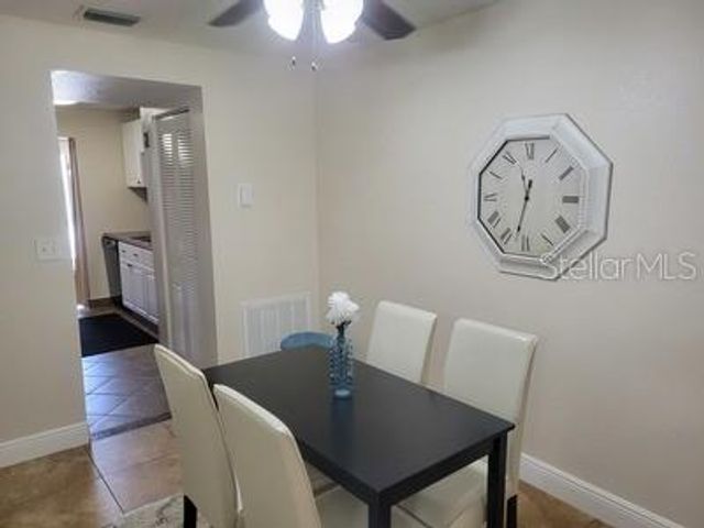 10038 62ND TERRACE N 11, St Petersburg, FL 33708