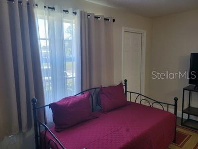 10038 62ND TERRACE N 11, St Petersburg, FL 33708