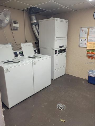 10038 62ND TERRACE N 11, St Petersburg, FL 33708