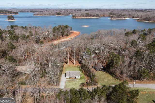 58 TeePee Lane, Lavonia, GA 30553