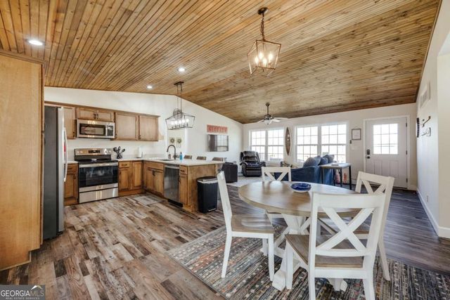 58 TeePee Lane, Lavonia, GA 30553
