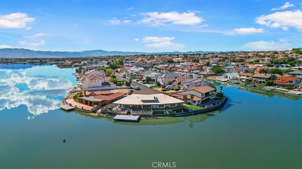 18099 Mariner, Victorville, CA 92395