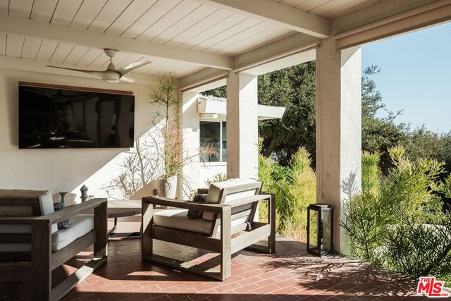 248 N Glenroy Avenue, Los Angeles, CA 90049