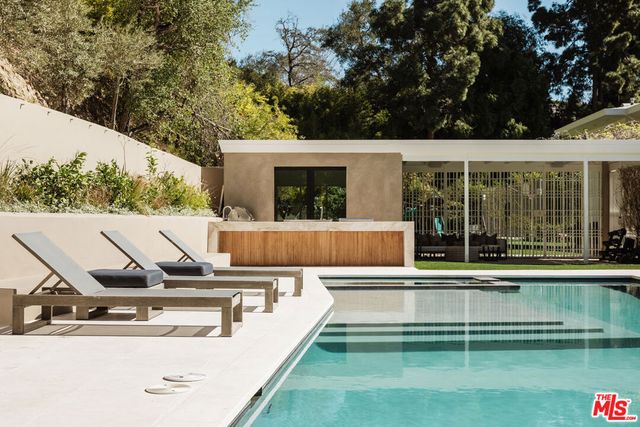 248 N Glenroy Avenue, Los Angeles, CA 90049