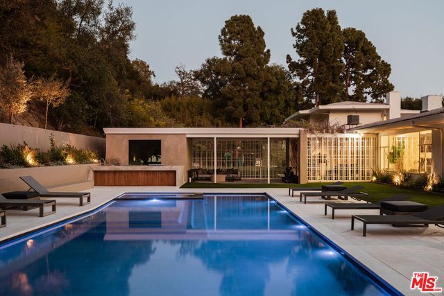 248 N Glenroy Avenue, Los Angeles, CA 90049