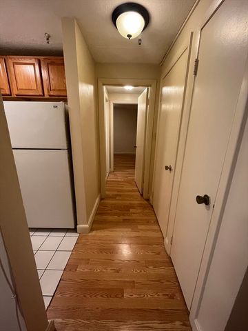 1246 Commonwealth Ave 15, Boston, MA 02134