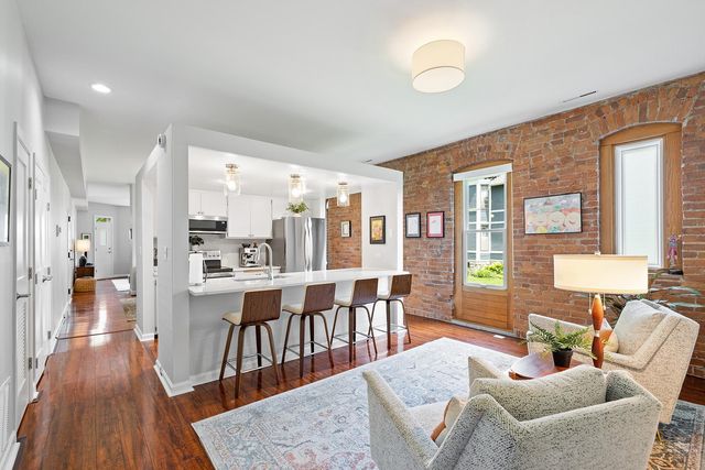 528 Ashland Avenue 2, Saint Paul, MN 55102