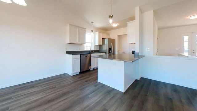 549 Autumn Drive, Walworth, WI 53184
