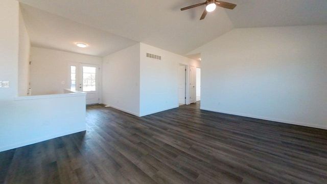 549 Autumn Drive, Walworth, WI 53184