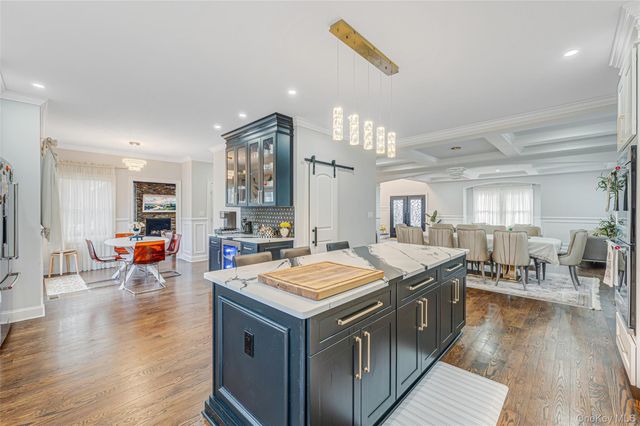 630 Wall St, West Hempstead, NY 11552