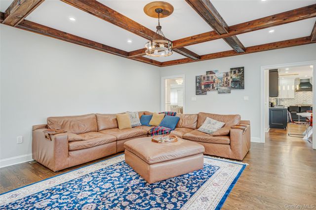 630 Wall St, West Hempstead, NY 11552