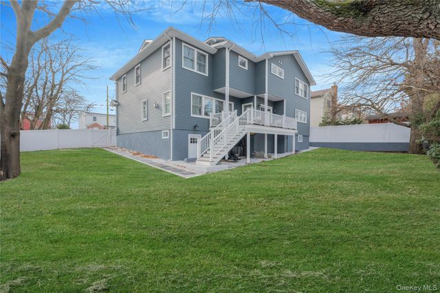 630 Wall St, West Hempstead, NY 11552