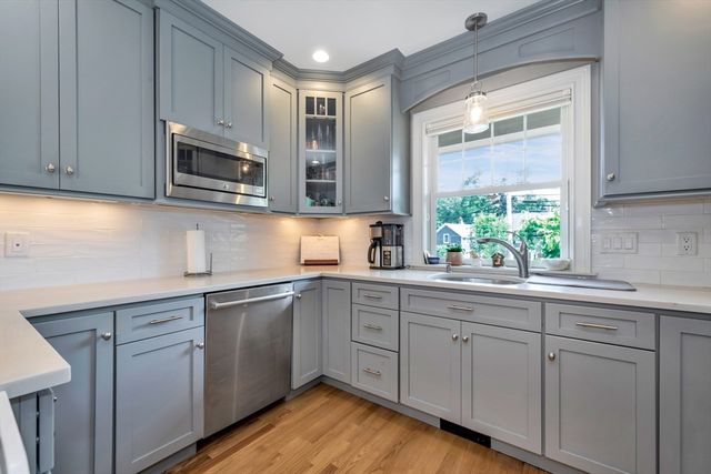 68 Woburn Street 68, Lexington, MA 02420