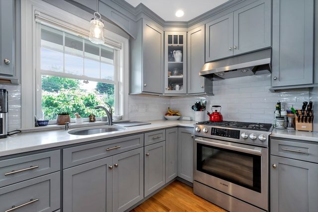 68 Woburn Street 68, Lexington, MA 02420
