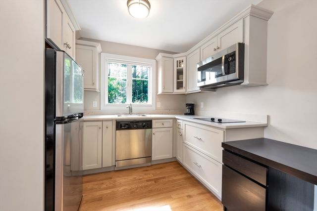 68 Woburn Street 68, Lexington, MA 02420
