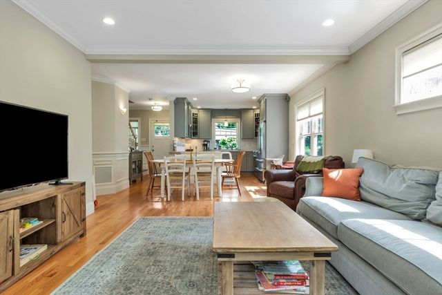 68 Woburn Street 68, Lexington, MA 02420