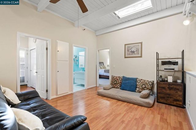 443 College Ave, Palo Alto, CA 94306