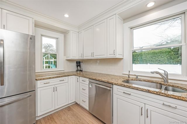 48 McKinley Street, Massapequa Park, NY 11762