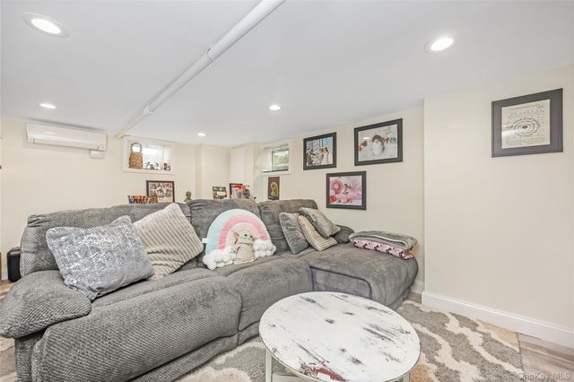 48 McKinley Street, Massapequa Park, NY 11762