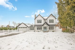 48 McKinley Street, Massapequa Park, NY 11762