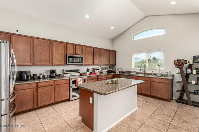 17834 S Deer Lodge Court, Sahuarita, AZ 85629