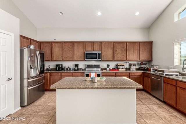 17834 S Deer Lodge Court, Sahuarita, AZ 85629