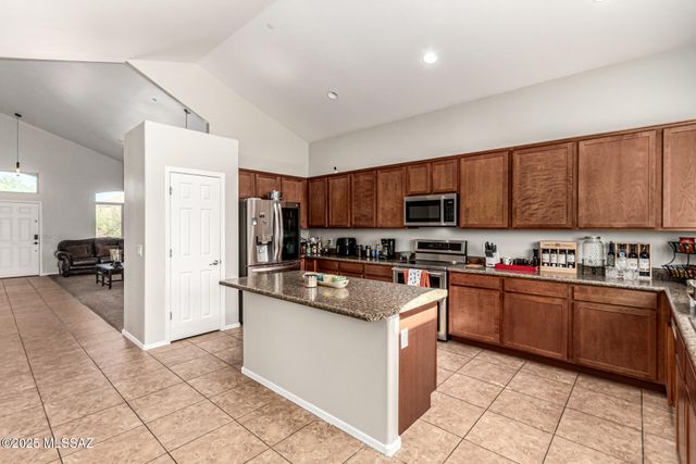 17834 S Deer Lodge Court, Sahuarita, AZ 85629