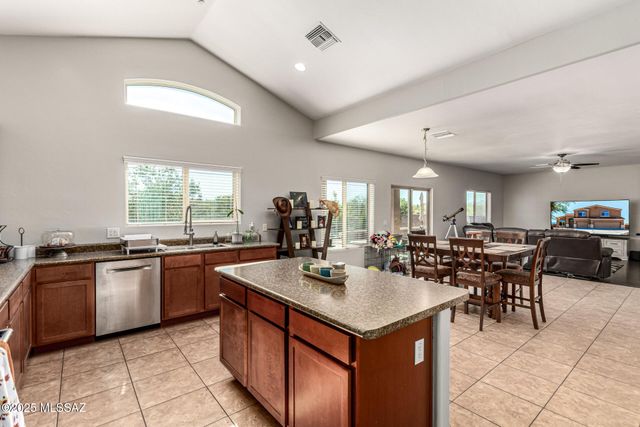 17834 S Deer Lodge Court, Sahuarita, AZ 85629