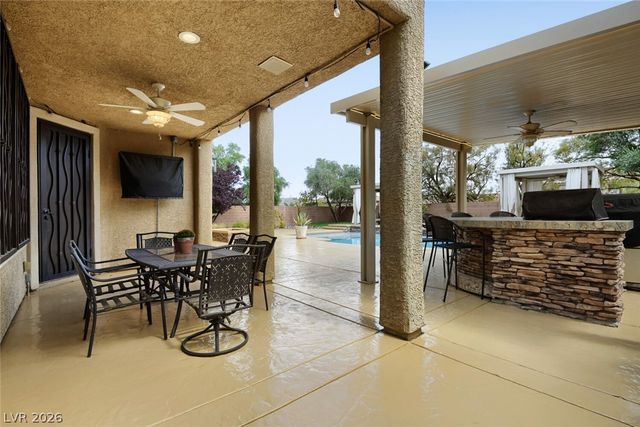 7495 SUN SUMMIT CT Court, Las Vegas, NV 89178