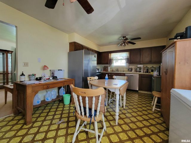 1529 BACON Street, Pekin, IL 61554