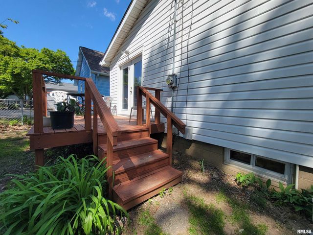 1529 BACON Street, Pekin, IL 61554