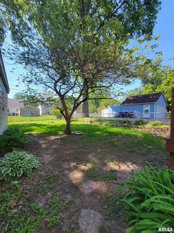 1529 BACON Street, Pekin, IL 61554