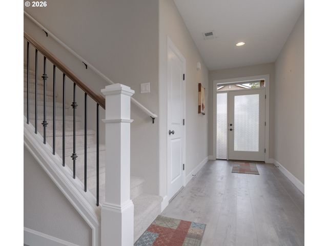 3822 Se WILLAMETTE Ave, Hillsboro, OR 97123
