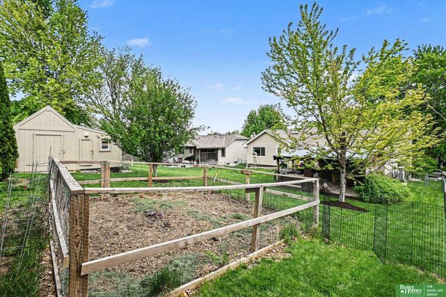 9126 Adams Street, Omaha, NE 68127