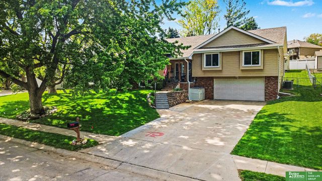 9126 Adams Street, Omaha, NE 68127