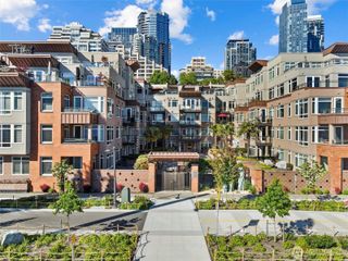 1950 Alaskan Way #422, Seattle, WA 98101