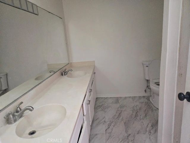 5950 Imperial, South Gate, CA 90280