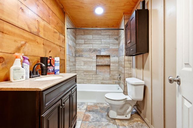 2195 Hwy 294, Lonoke, AR 72086