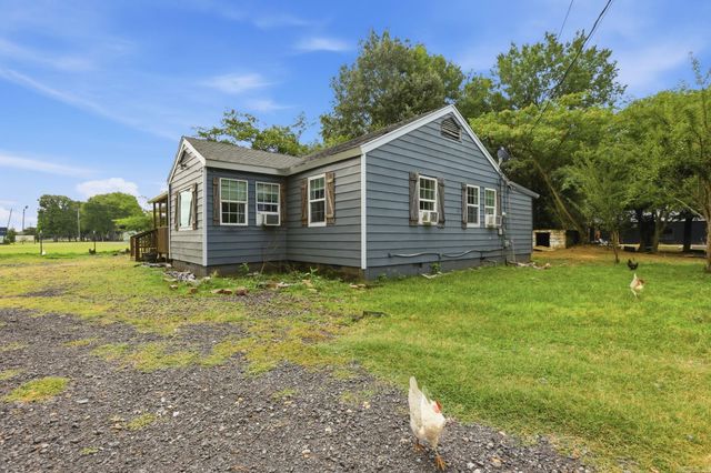 2195 Hwy 294, Lonoke, AR 72086