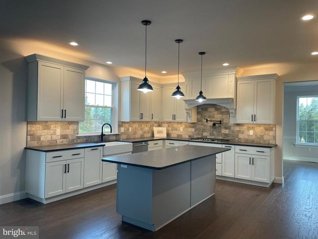 73 RUTH AVE, Phoenixville, PA 19460