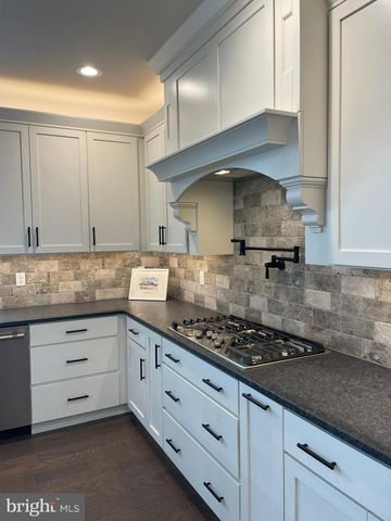 73 RUTH AVE, Phoenixville, PA 19460