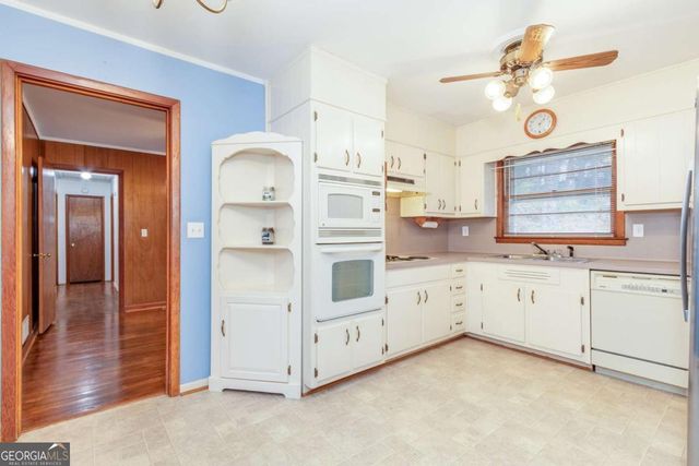 4424 Locksley Road, Tucker, GA 30084