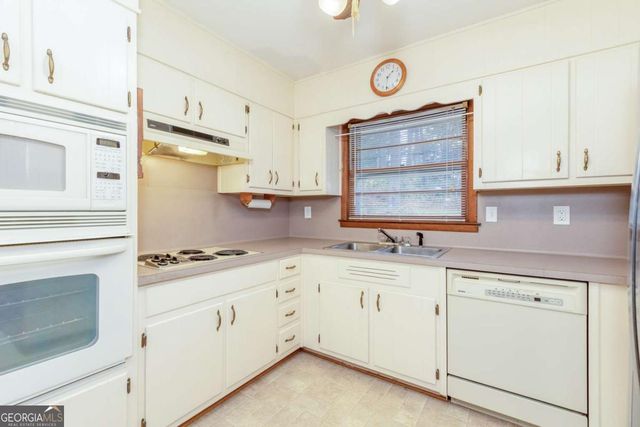 4424 Locksley Road, Tucker, GA 30084