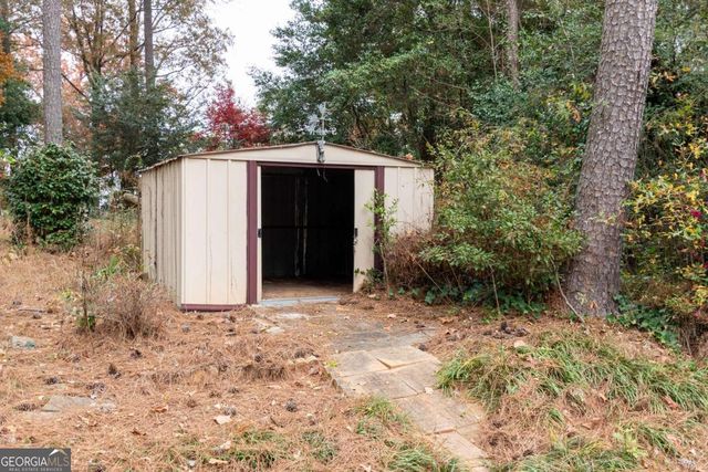 4424 Locksley Road, Tucker, GA 30084