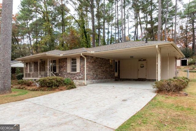 4424 Locksley Road, Tucker, GA 30084